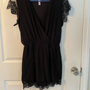 Francesca’s black lace romper
